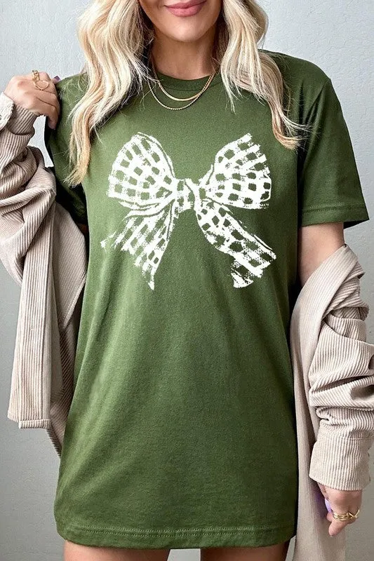 Vintage Checkered Bow Graphic T Shirt